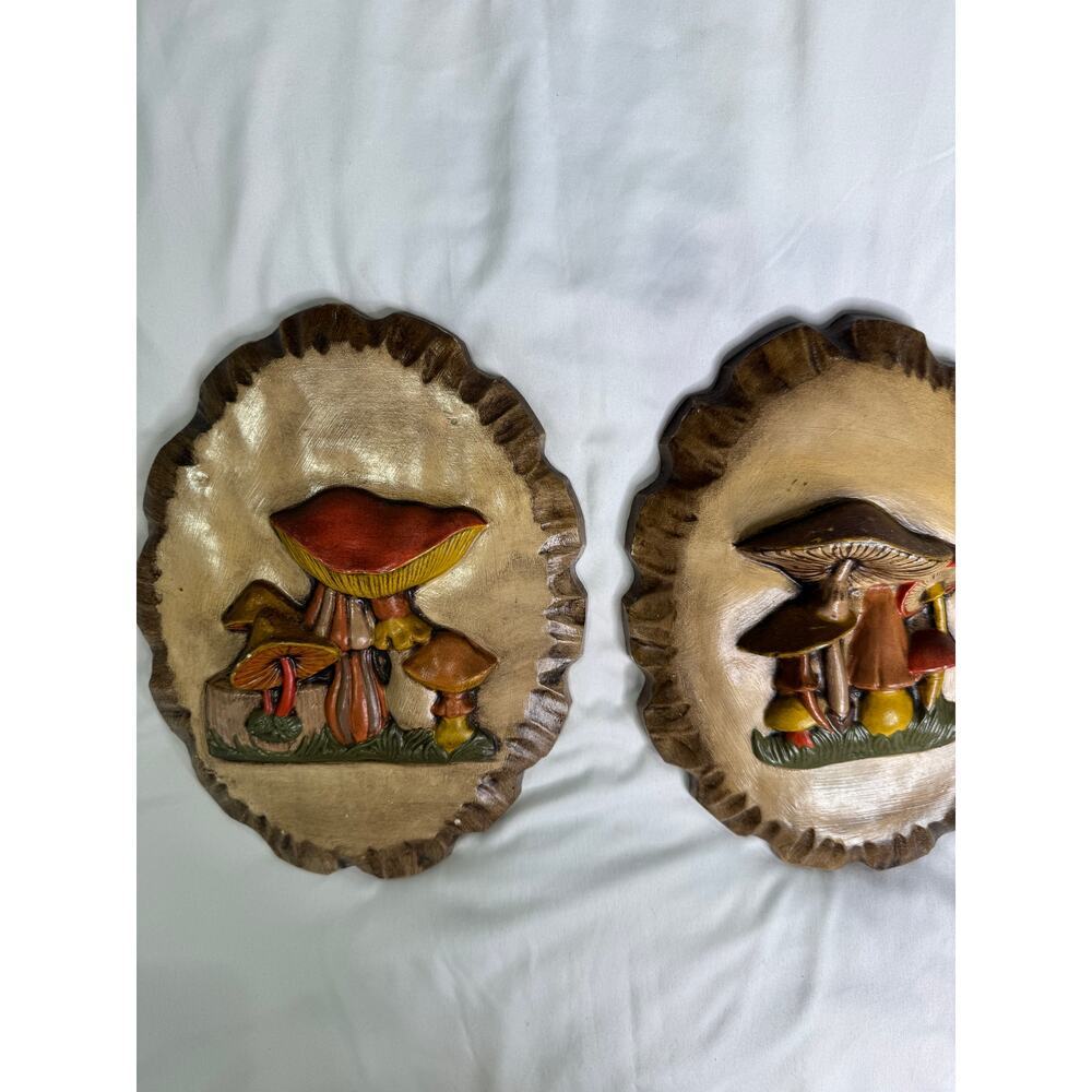 Vintage Ceramic Mushroom Wall Plaques - Picture 14 of 15